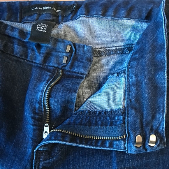 Calvin Klein Jeans - Picture 3 of 5